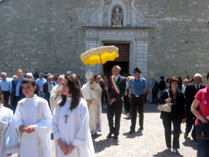 processione eucaristica