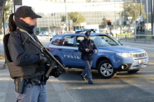 Genova, stazione Brignole - si intensificano i controlli di polizia e carabinieri causa allarme terrorismo