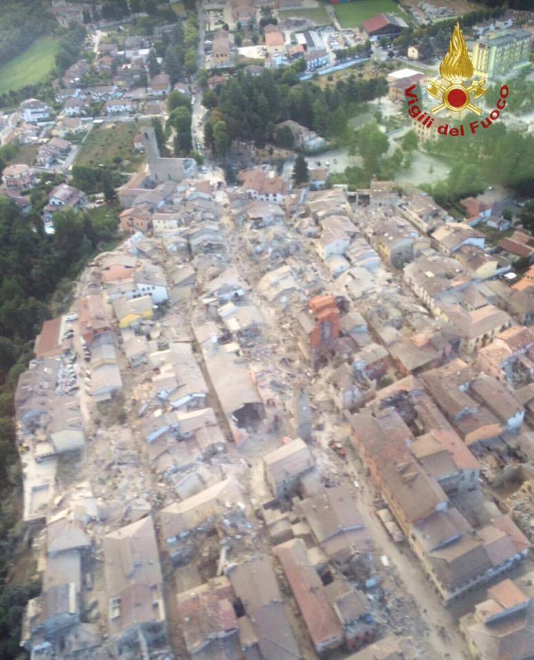 http://www.ecoaltomolise.net/wp-content/uploads/2016/08/amatrice.jpg