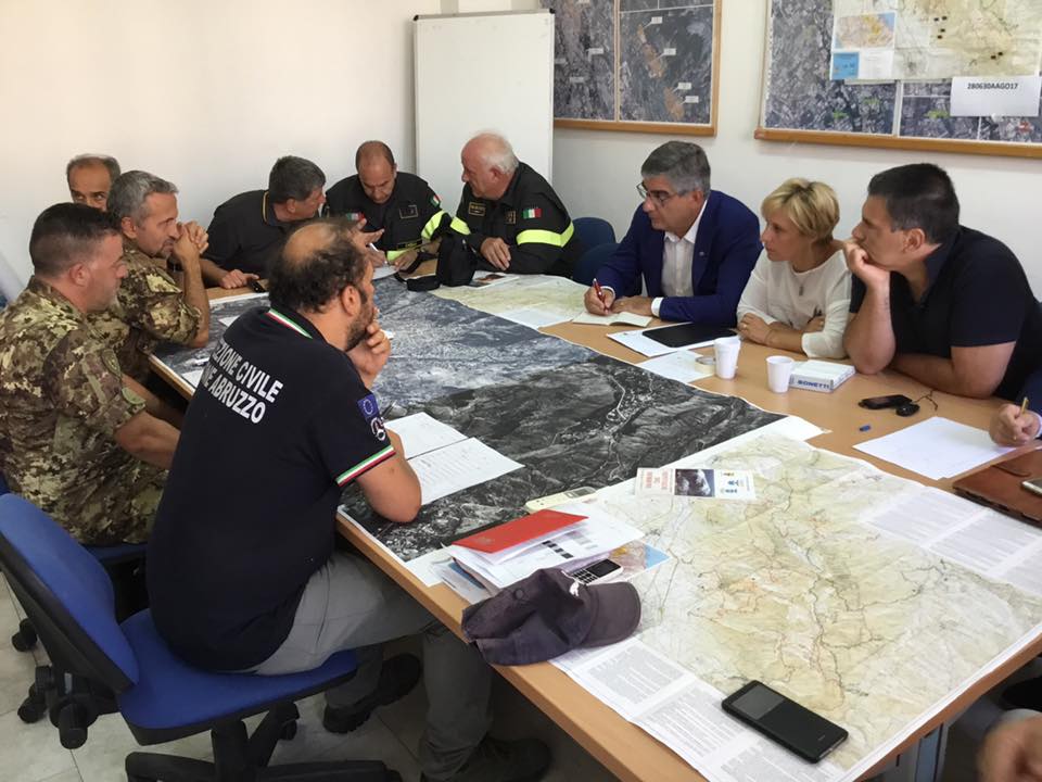 Morrone. L'incendio non si spegne. Immagini Morrone. L'incendio non si spegne. Immagini