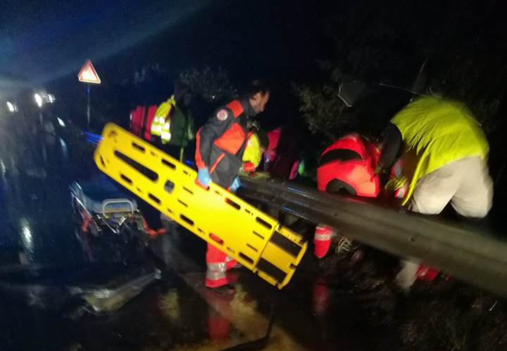 Roccavivara/Auto si schianta contro un tir: due morti