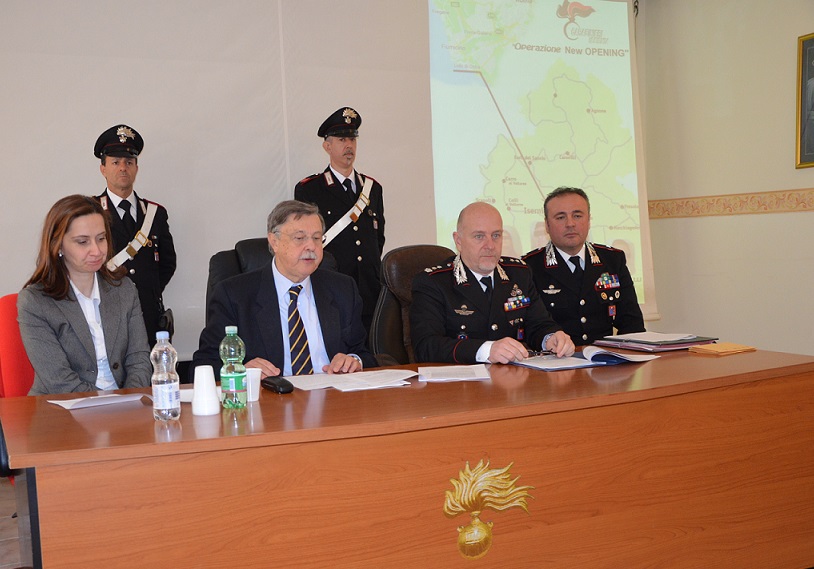 Minori usati per lo spaccio di droga, cinque arresti nell'Isernino Minori usati per lo spaccio di droga, cinque arresti nell'Isernino