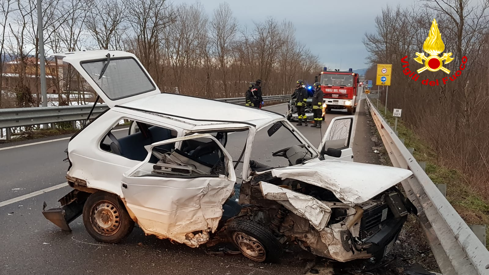 Incidente sulla Trignina impatto tra auto e moto in galleria, sul posto due ambulanze l'Eco